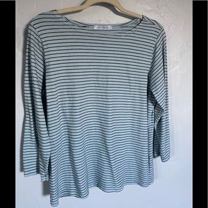 Cut Loose pullover top. NWOT